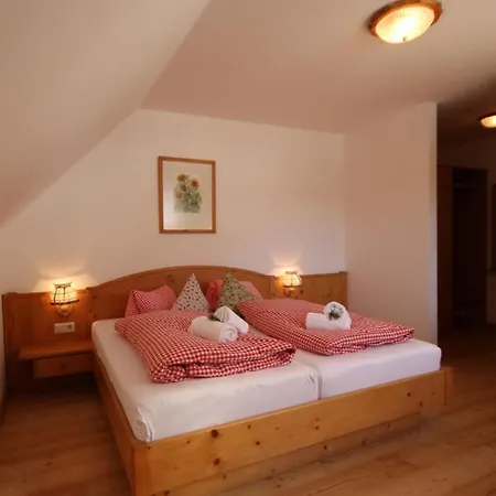 Almdorf Tonnerhuette Πανσιόν 3*