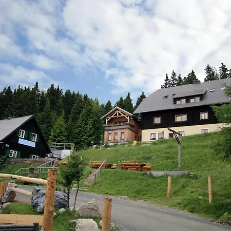 Almdorf Tonnerhuette Guest house Muhlen (Styria)