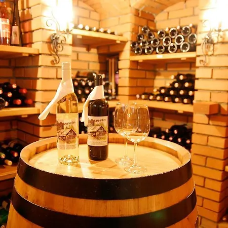 Almdorf Tonnerhuette Πανσιόν 3*