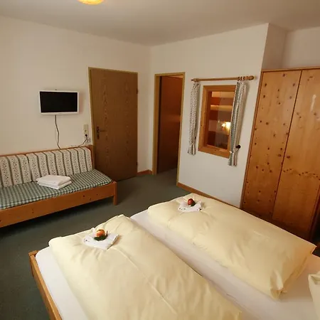 Almdorf Tonnerhuette 3*