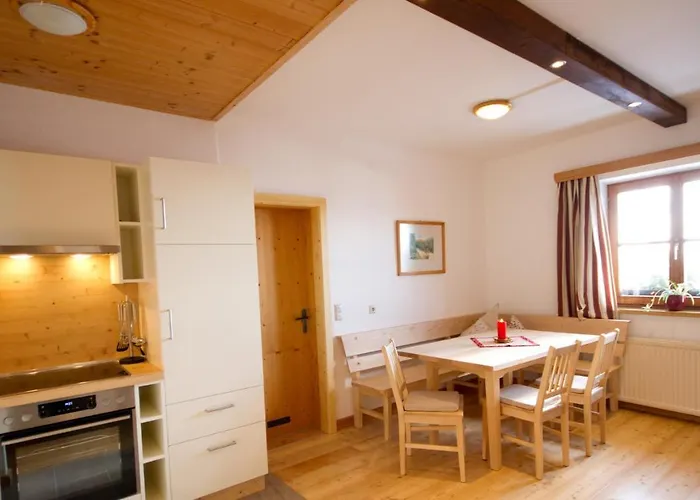 Гостевой дом Almdorf Tonnerhuette 3*