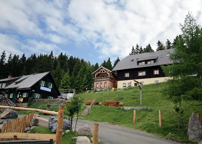 Almdorf Tonnerhuette Pensionat Mühlen